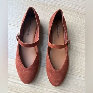 Women’s Suede Flats